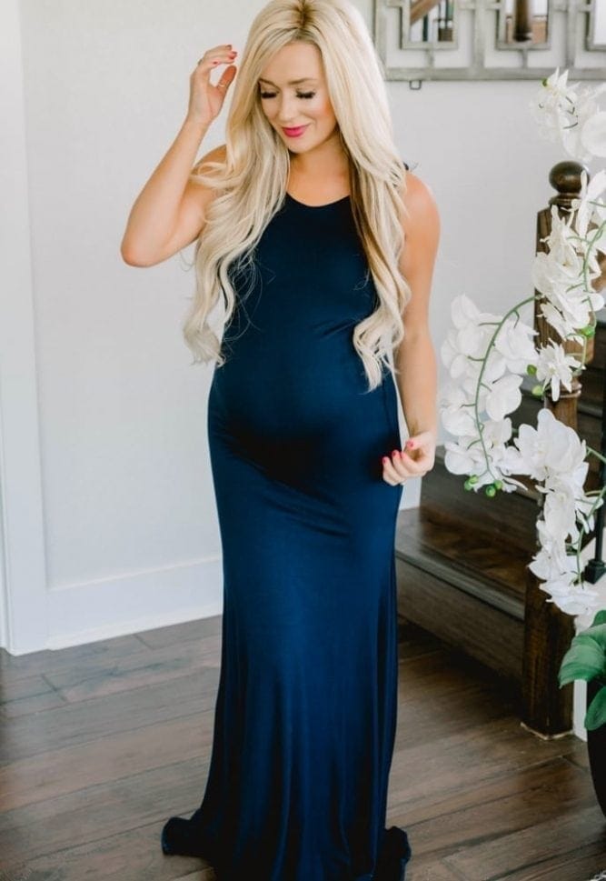 sleeveless maternity gown
