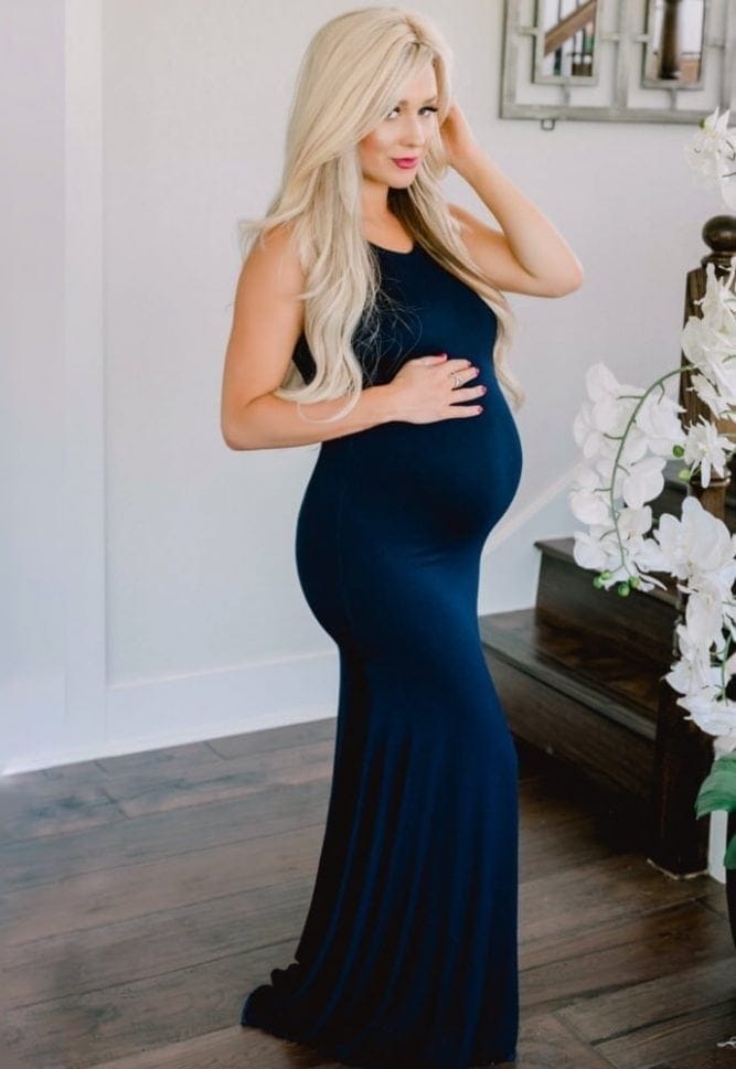 sleeveless maternity gown