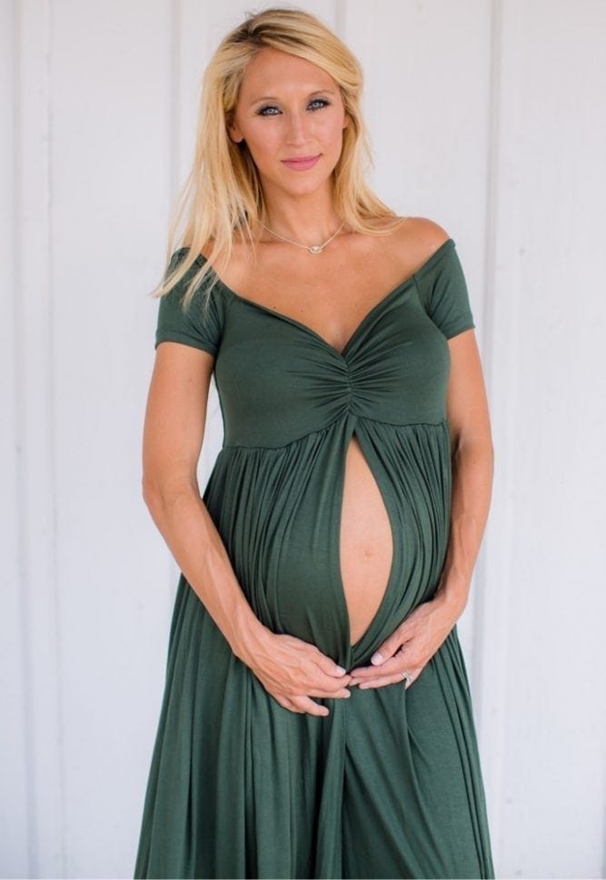 open maternity photoshoot gown