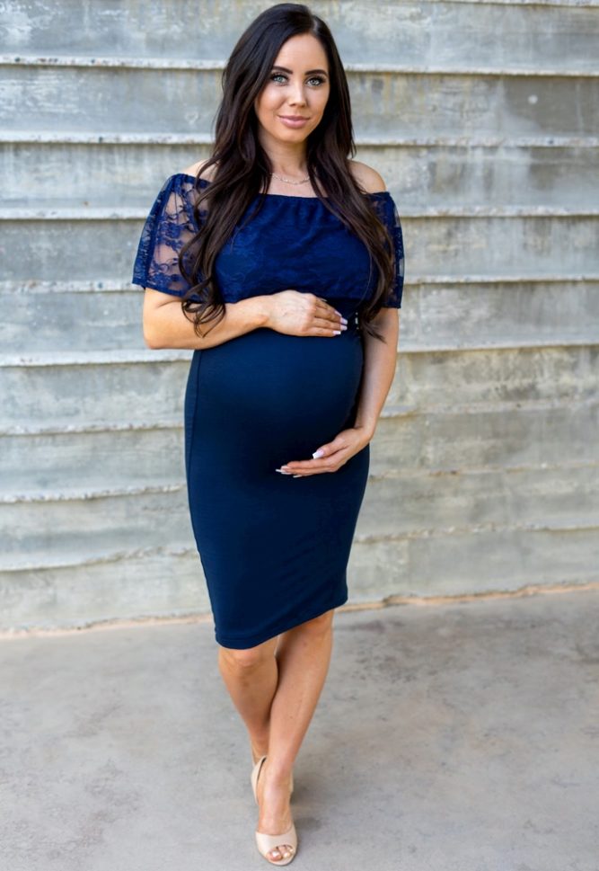 lace maternity gown