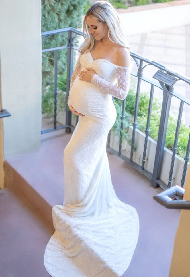 lace maternity wedding dress