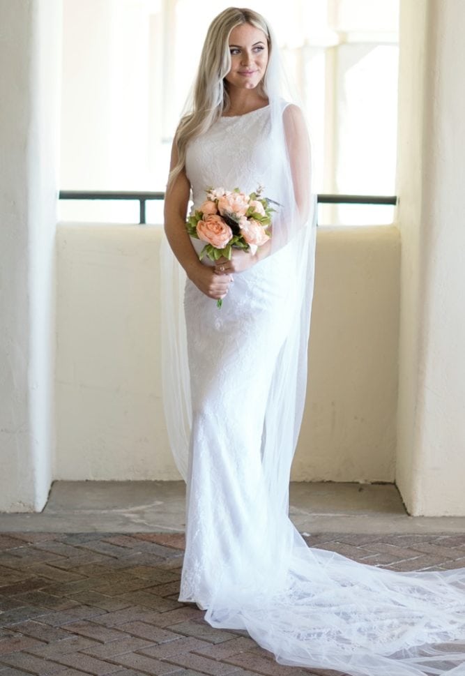 lace pregnancy wedding gown
