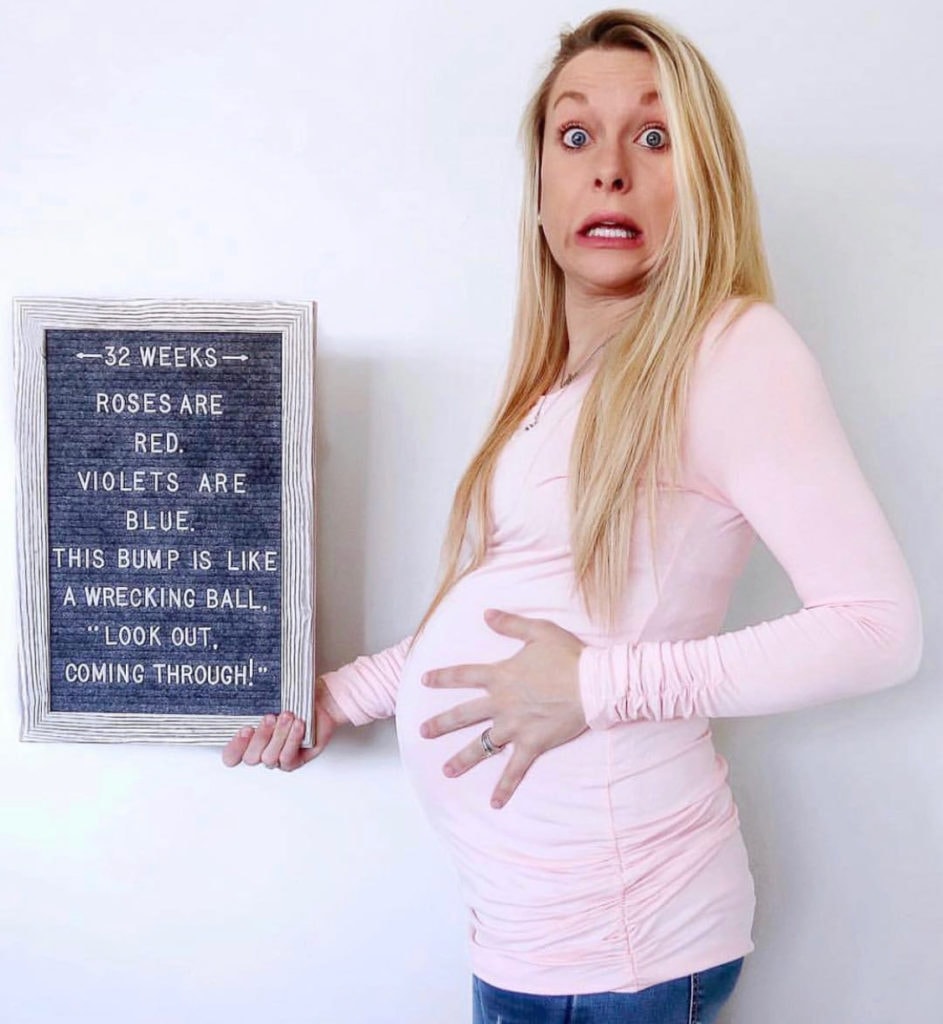 pregnancy letter board