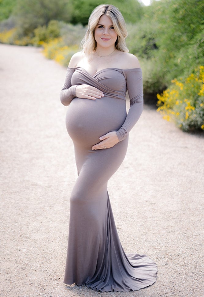 maternity gown with small train