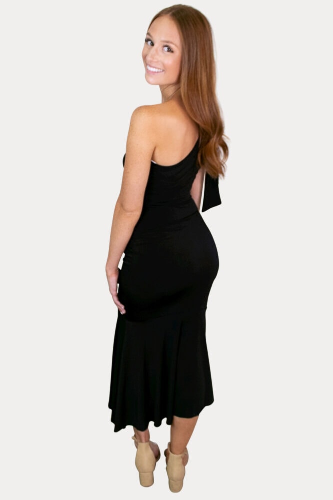 single shoulder maternity dress