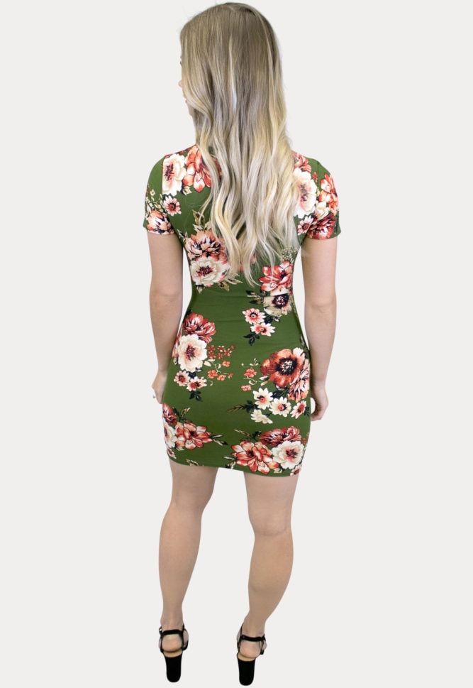 green short sleeve maternity dress