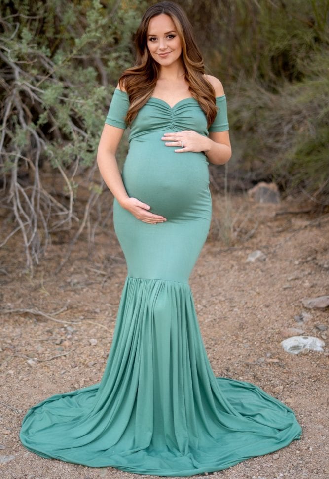 https://env-sexymamamaternity-smmtest.kinsta.cloud/product/short-sleeve-sweetheart-maternity-gown/