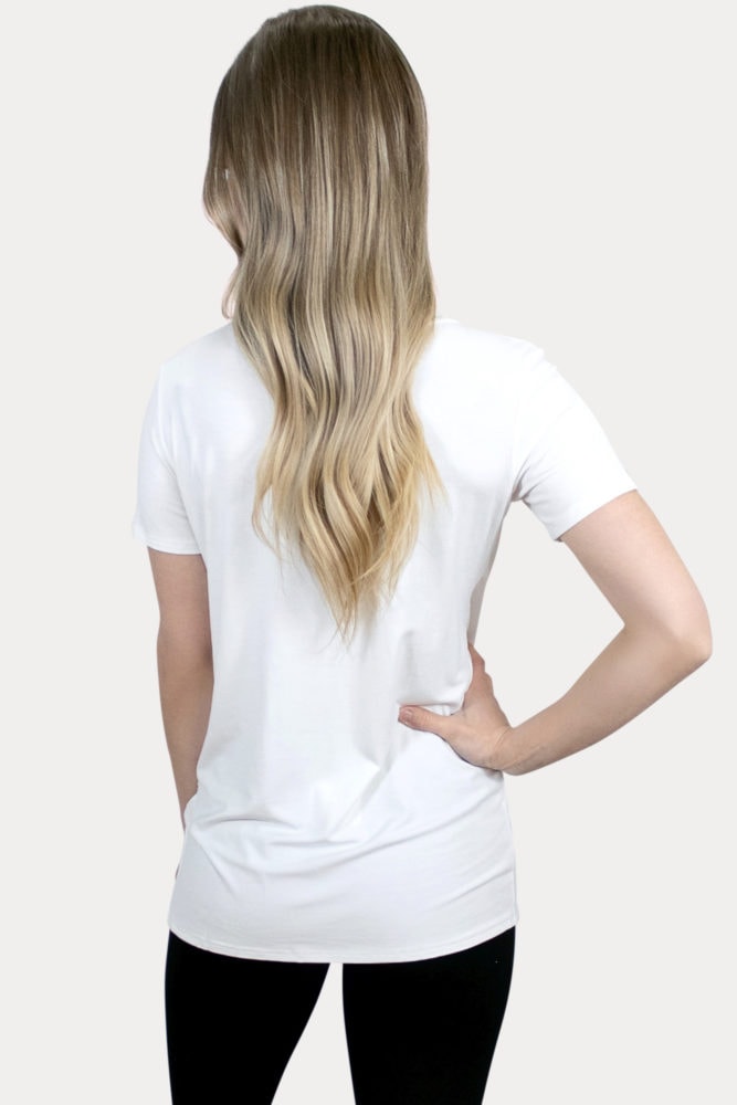 white pregnancy tee