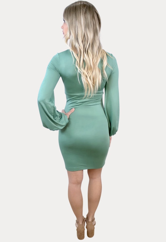 bishop sleeve maternity dress
