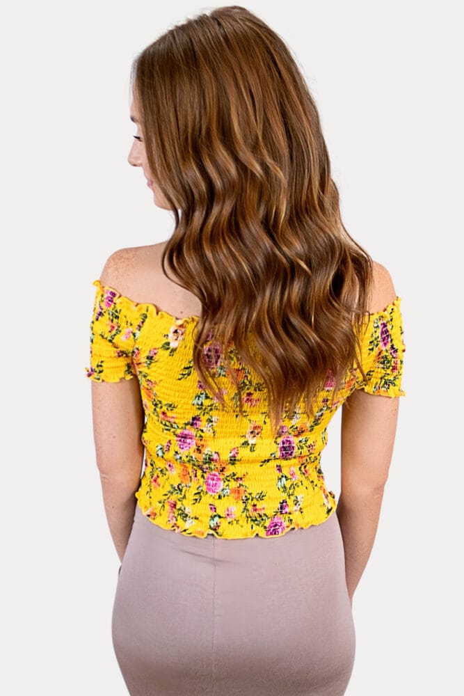 floral maternity crop