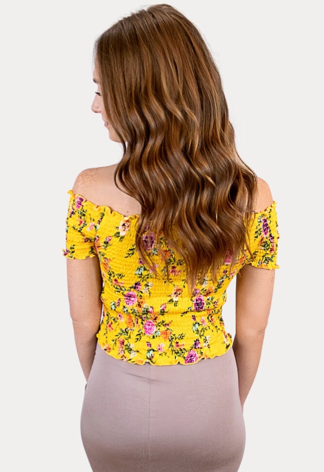 floral maternity crop