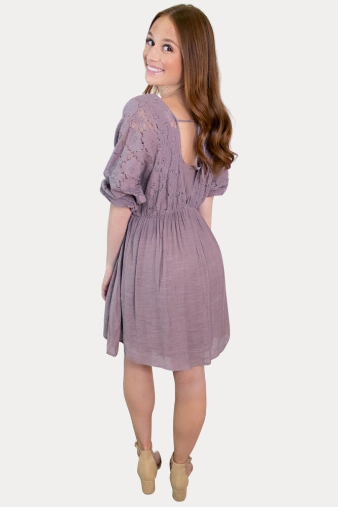 lace sleeve pregnancy dress
